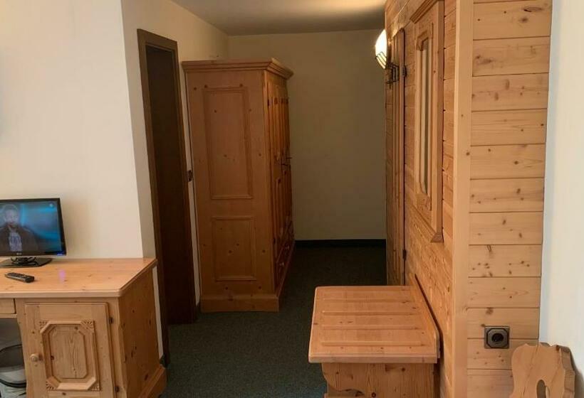 ガーデンビューファミリールーム, Almenrausch