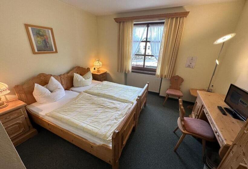 ガーデンビュースタンダードルーム, Almenrausch