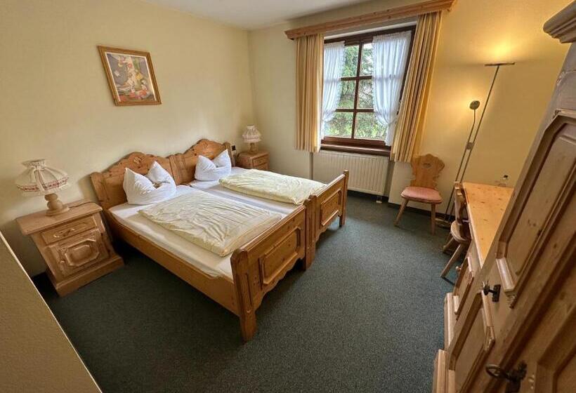 ガーデンビュースタンダードルーム, Almenrausch