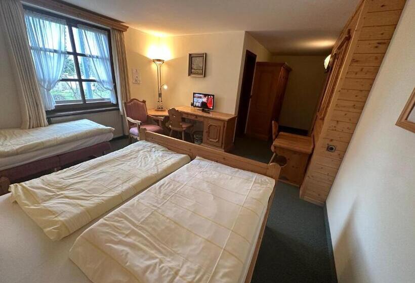 ガーデンビューファミリールーム, Almenrausch