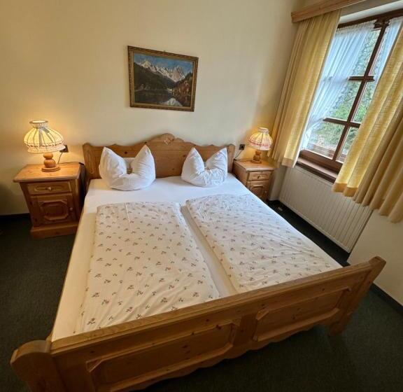 エコノミールーム, Almenrausch