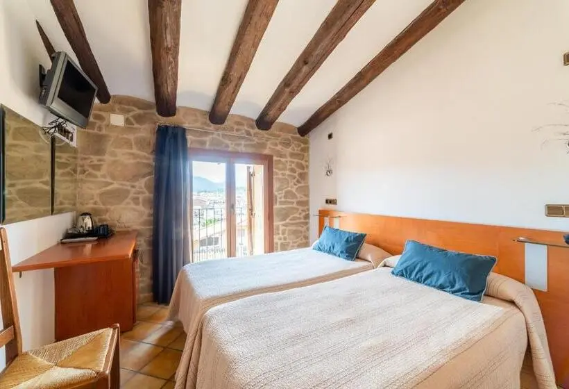 اتاق استاندارد, El Castell