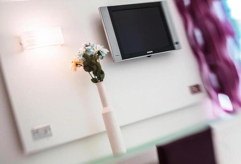 Triple Room Sea View, Royal Spiaggia