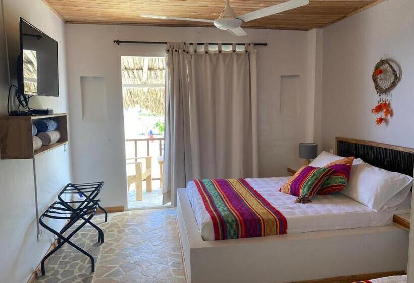חדר דלוקס עם מרפסת, Casa Sattva  Bed & Breakfast