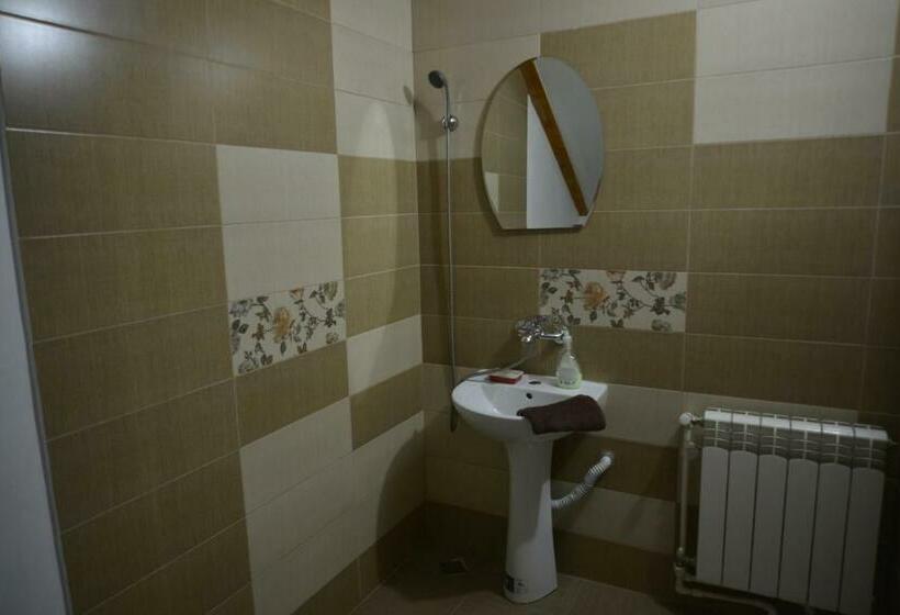 4인용 스탠다드 룸, Vila Maria Săsciori Sebeş