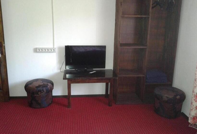 4인용 스탠다드 룸, Vila Maria Săsciori Sebeş