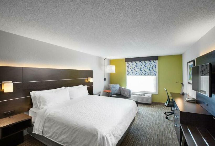 غرفة إدارية سرير كينج, Holiday Inn Express Hotel & Suites Altoona Des Moines, An Ihg