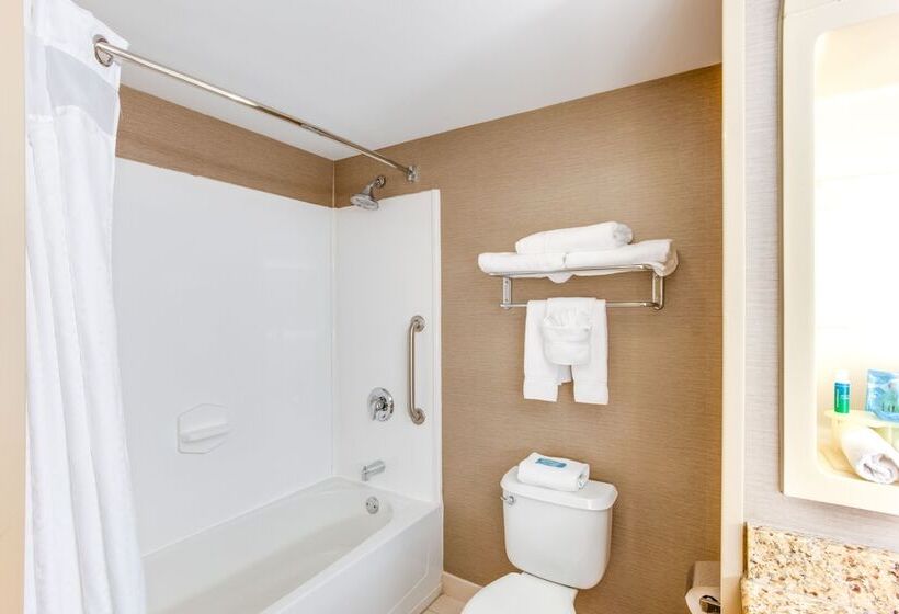 Номер Стандарт, Holiday Inn Express Hotel & Suites Bethlehem, An Ihg