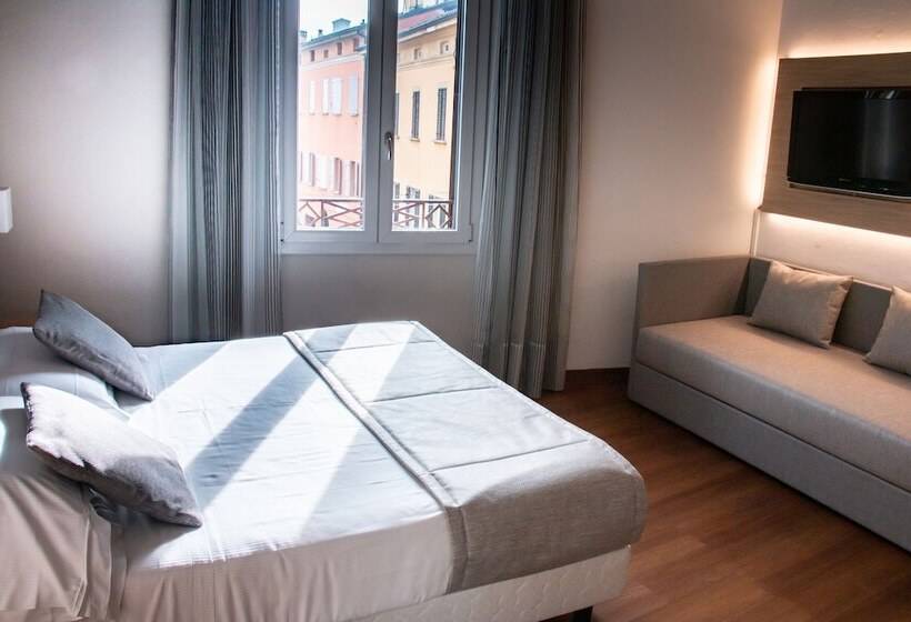 Chambre Deluxe, Accademia