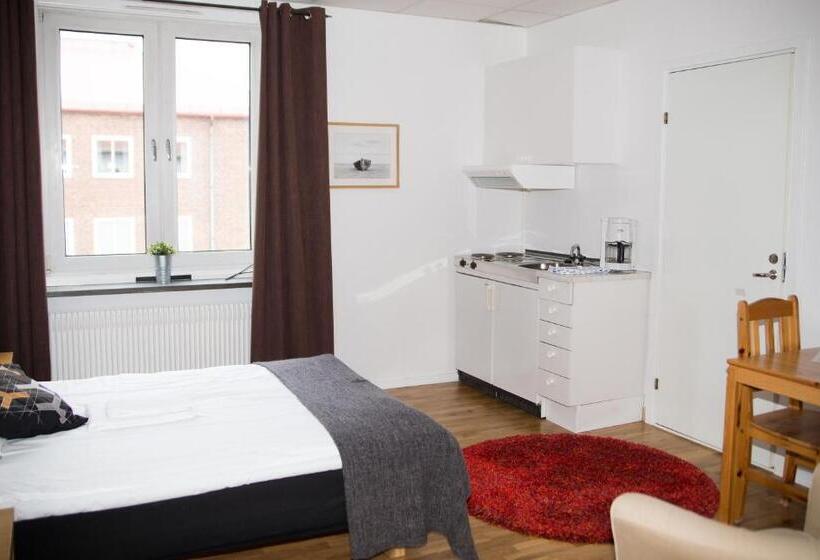 标准单人间, The Brewery