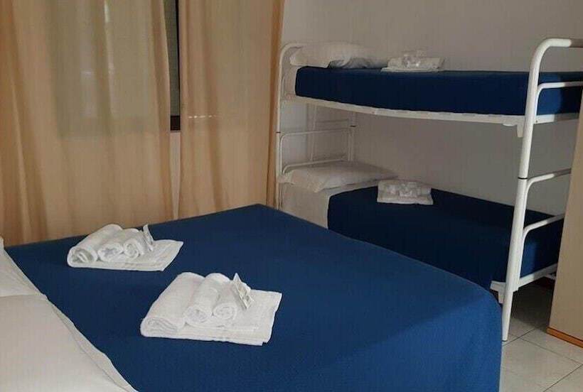 חדר סטנדרט לארבעה, Asso