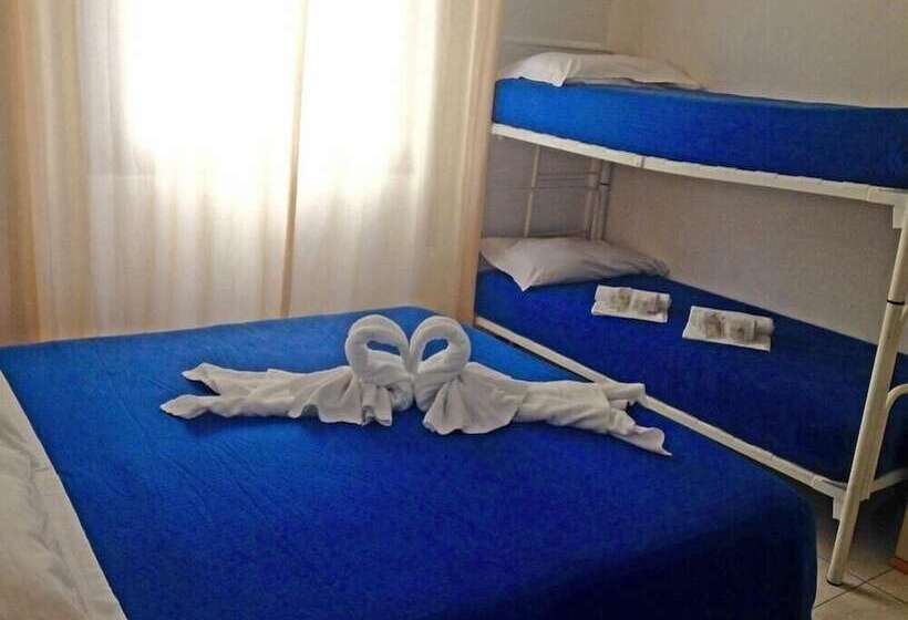 חדר סטנדרט לארבעה, Asso