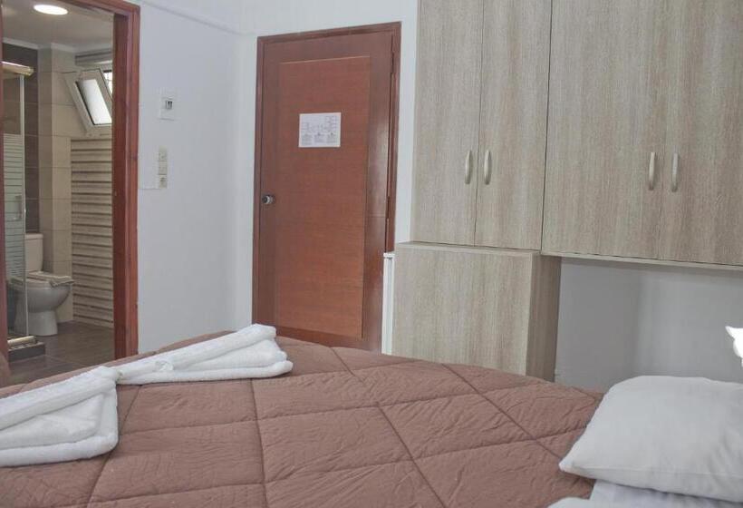 四人标准间, Danaos