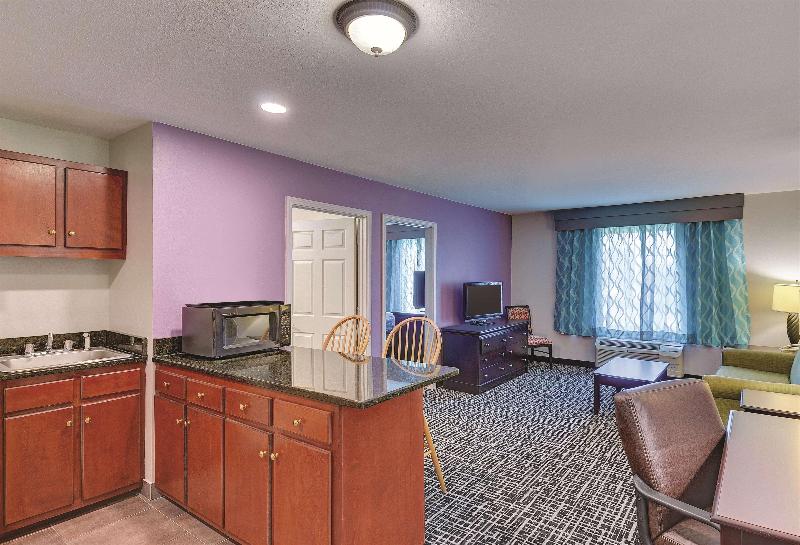 اتاق استاندارد با تخت دو نفره بزرگ, Hilton Garden Inn Lexington Georgetown