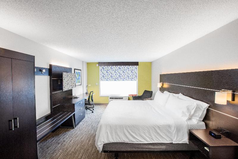 Номер Executive Кровать Кинг, Holiday Inn Express Hotel & Suites Altoona Des Moines, An Ihg