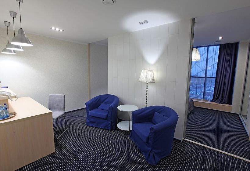 اتاق لوکس, Iremel