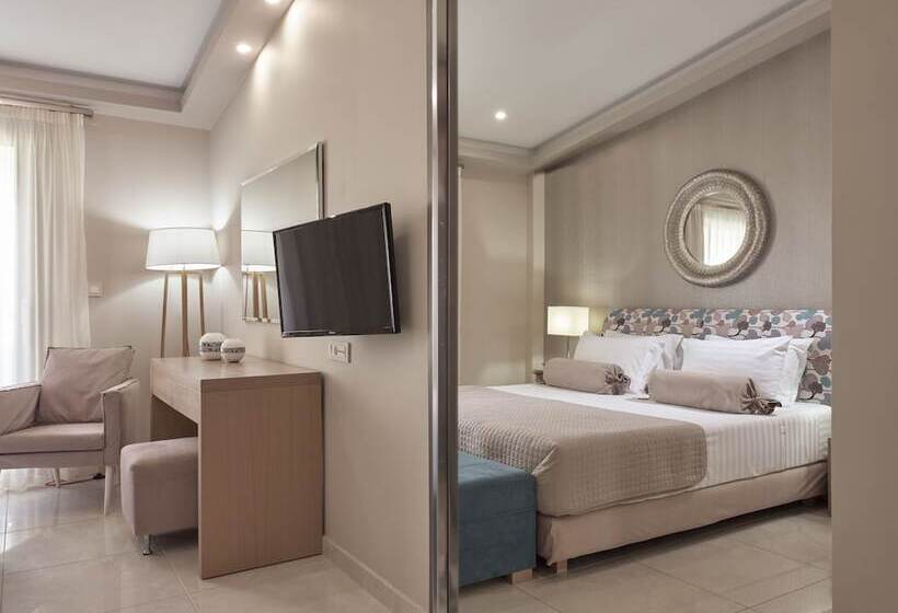 Полулюкс, Koukounaria Hotel & Suites