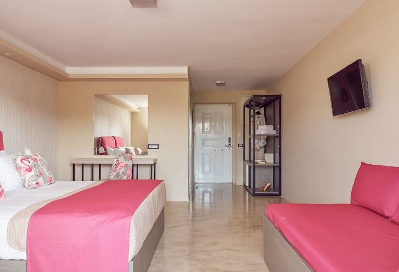 Номер Стандарт, Koukounaria Hotel & Suites