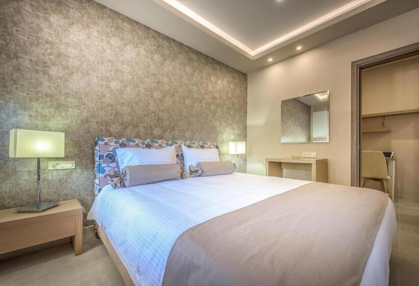 Люкс Сеньор, Koukounaria Hotel & Suites
