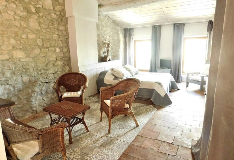 家庭套房, Prieuré Saint Louis Maison D Hôtes