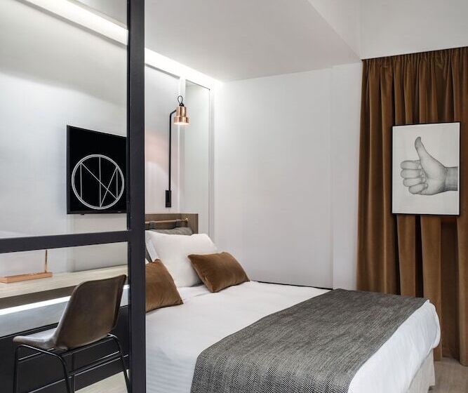 스탠다드 룸, Niki Athens