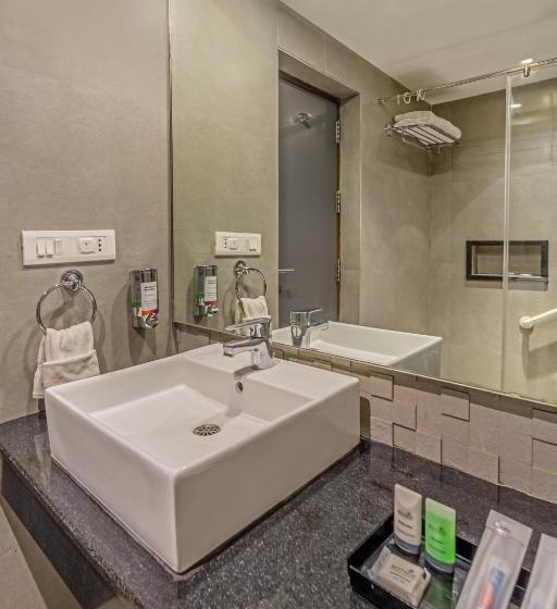 اتاق کلاسیک, Sterling Kodai Valley