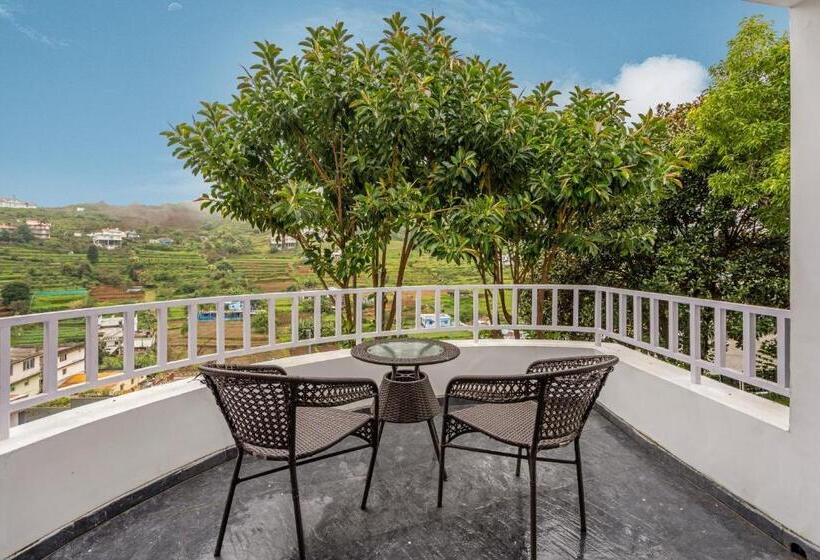 سوییت پرستیژ, Sterling Kodai Valley