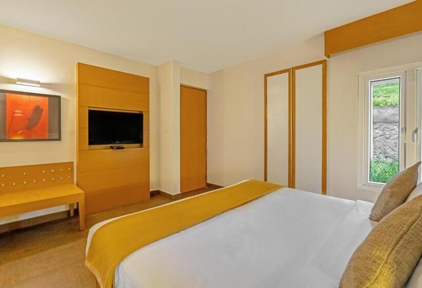 سوییت خانوادگی, Sterling Kodai Valley