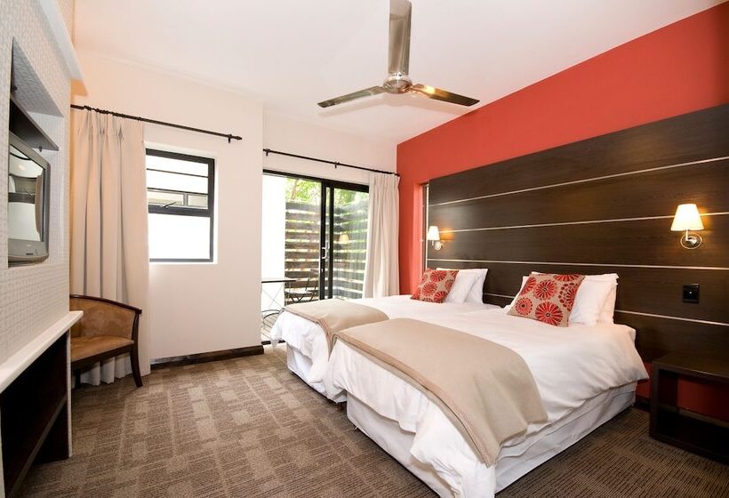 标准间, The Hub Boutique