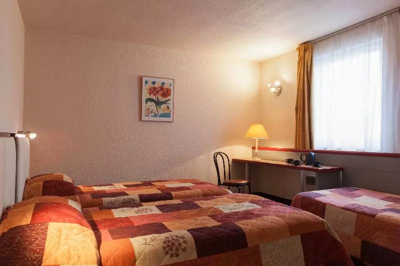 コンフォートトリプルルーム, The Originals City, Hôtel Le Forum, Strasbourg Nord