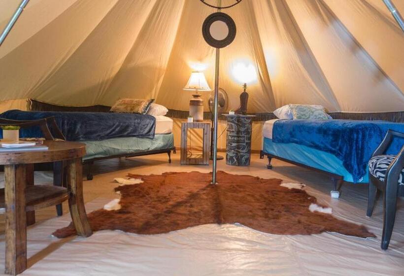 Номер Стандарт Совместная Ванная, Lone Star Glamp Inn