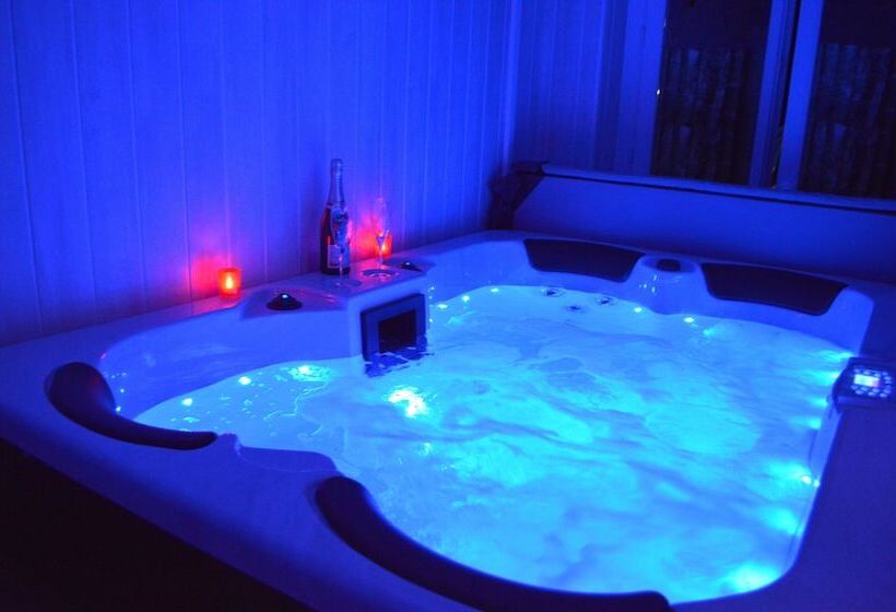 디럭스 룸, Auberge Les Glycines