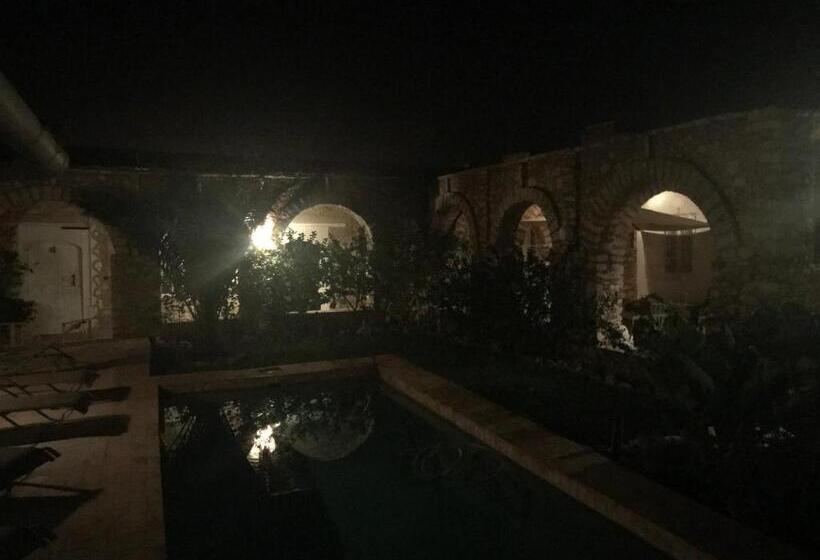 Quarto Superior, Villa Salvatore