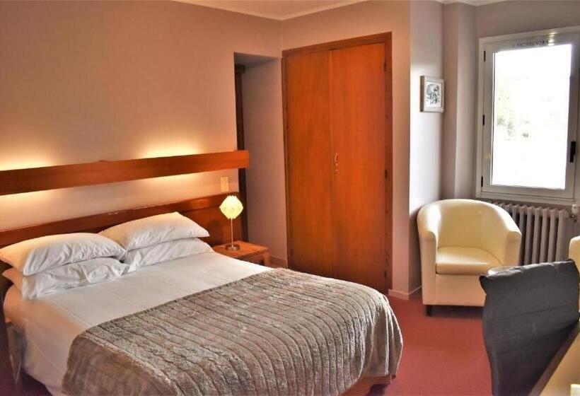 غرفة قياسية, Corrieu