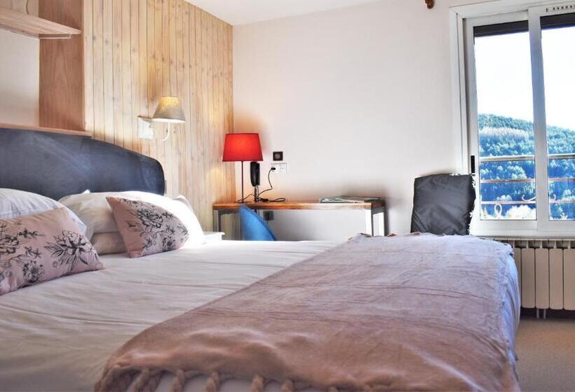 غرفة سوبيريور, Corrieu