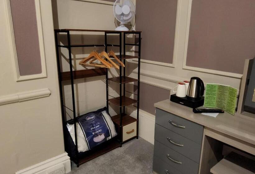 Номер Стандарт, The Avenue