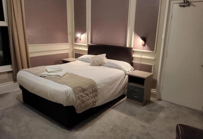 Номер Стандарт, The Avenue