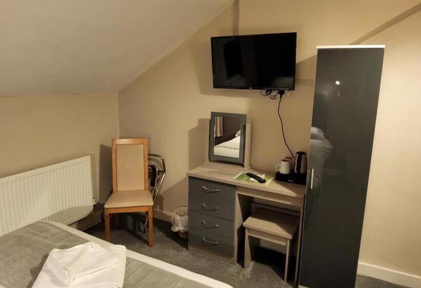 Номер Стандарт, The Avenue