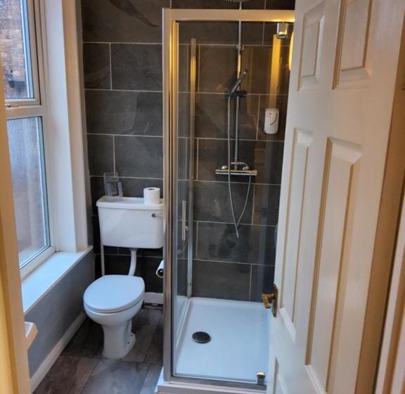 Номер Стандарт, The Avenue