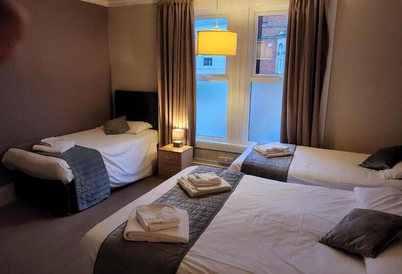 Семейный Номер, The Avenue