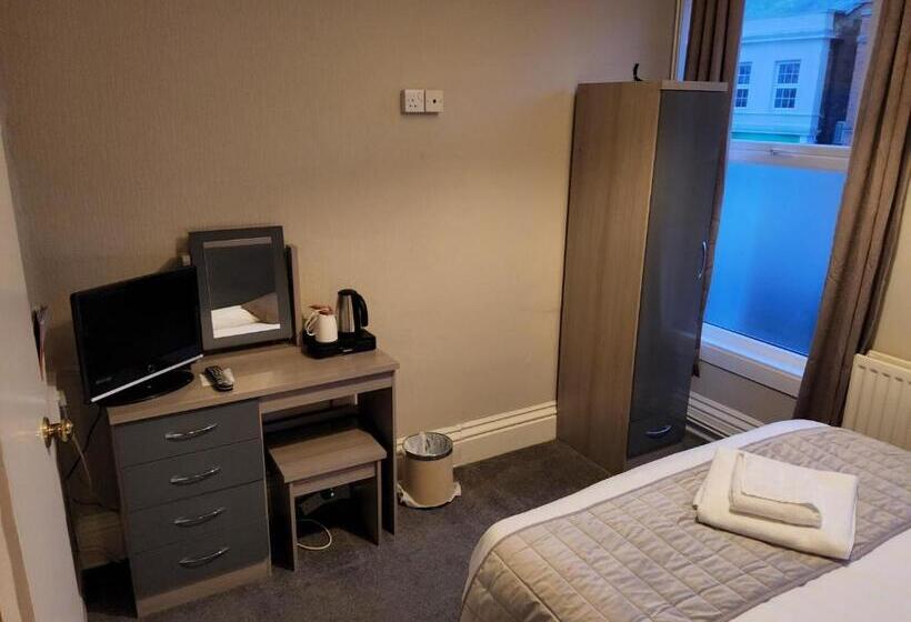 Номер Economy, The Avenue