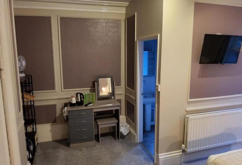 Номер Стандарт, The Avenue