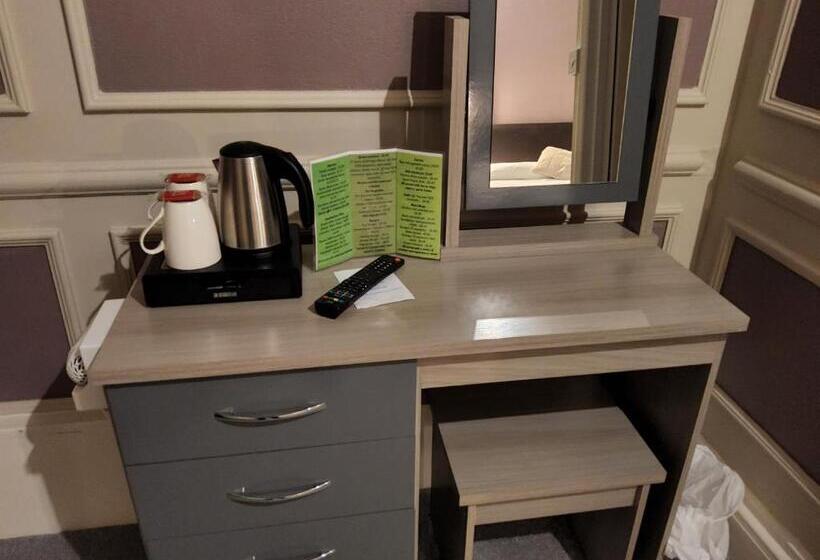 Номер Стандарт, The Avenue