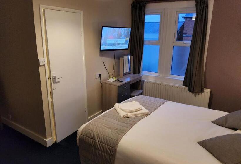 Номер Стандарт, The Avenue