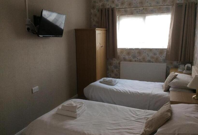 Номер Deluxe, The Avenue