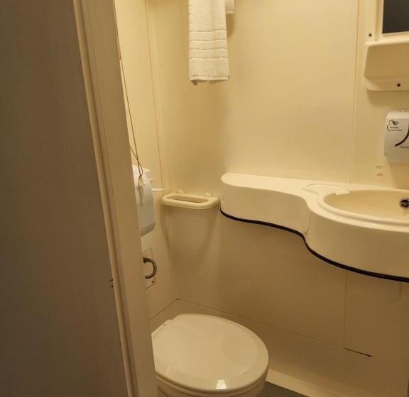 Номер Economy, The Avenue