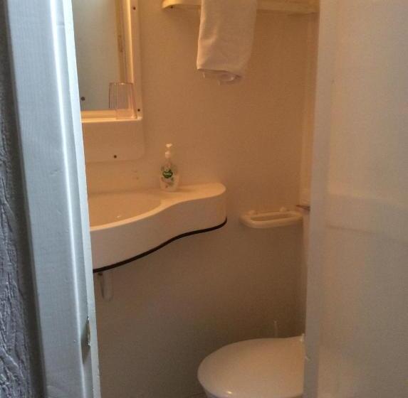 Номер Economy, The Avenue