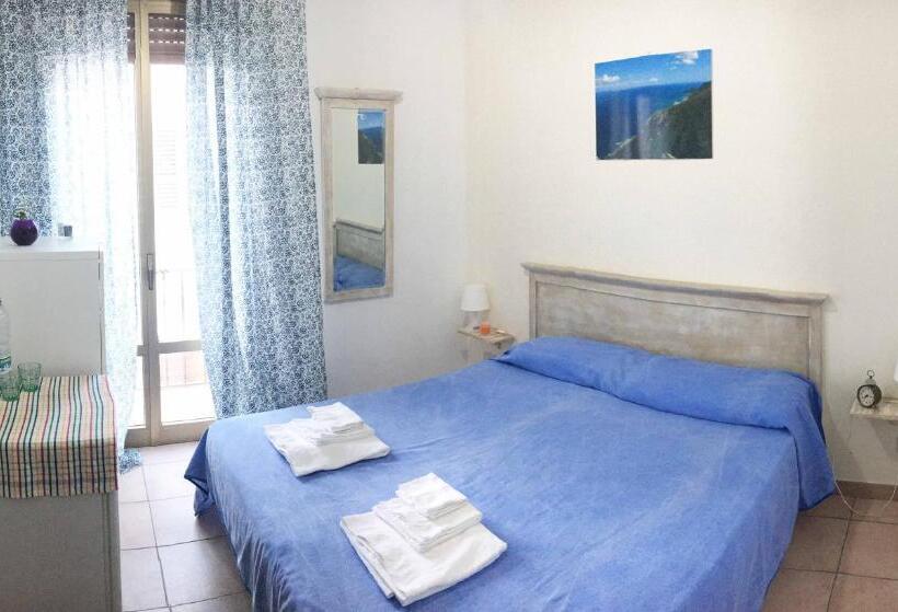 Quarto Estandar com Sacada, Blu Rooms Marettimo