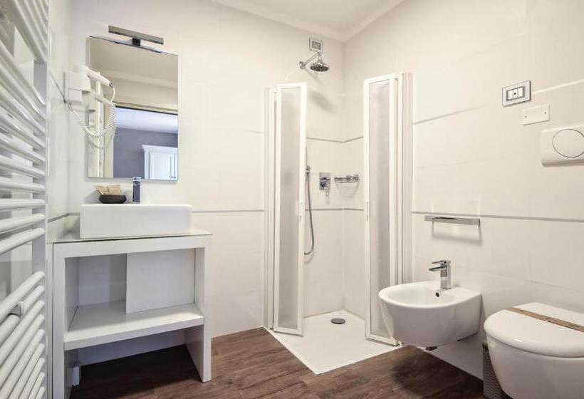 חדר סטנדרט עם מרפסת, H2os