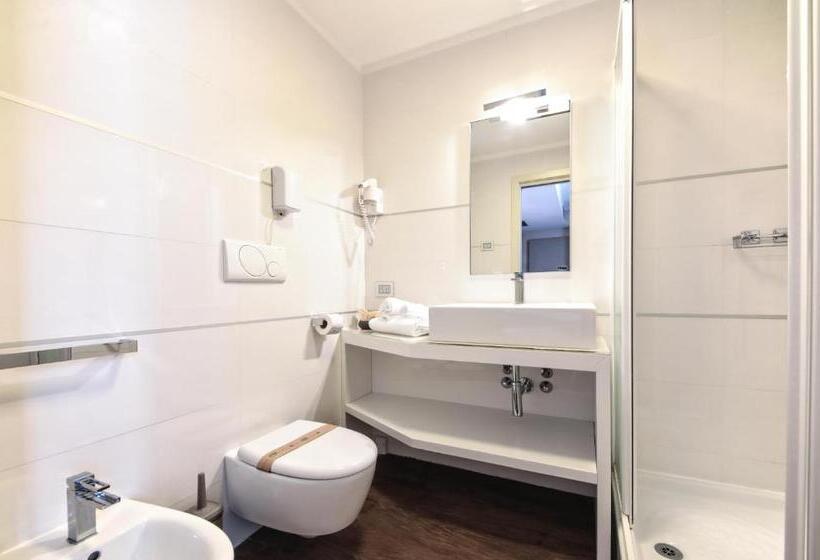 חדר סטנדרט עם מרפסת, H2os